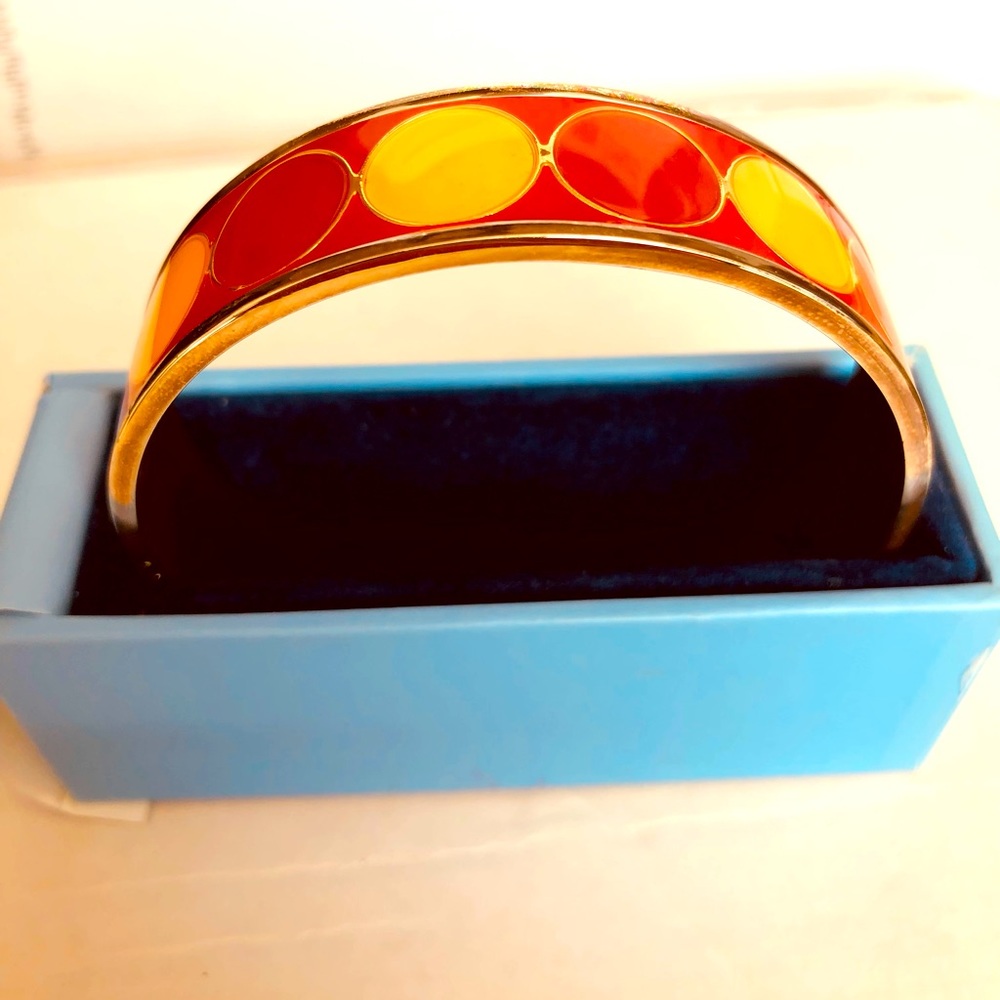 New Bridge silverware